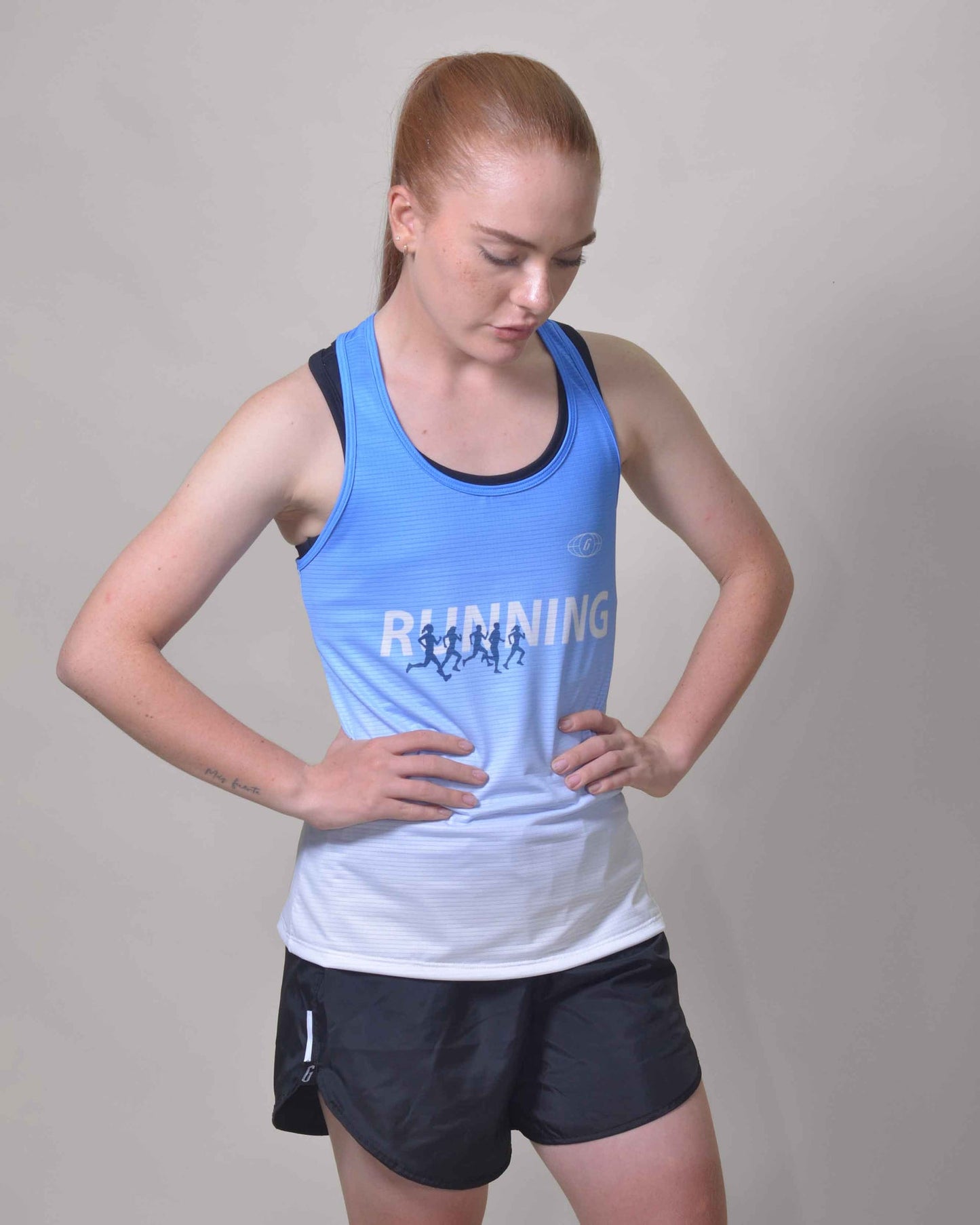 POLERA RUNNING SKIPE sin mangas