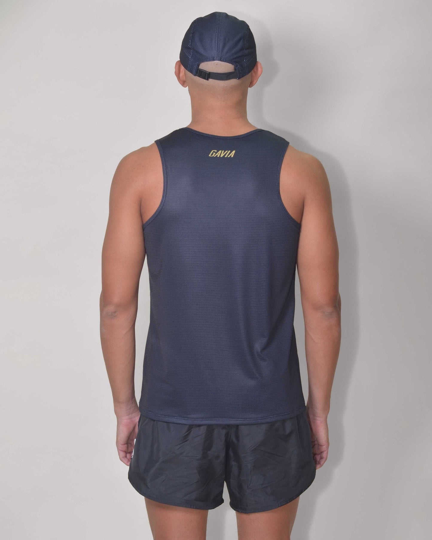 POLERA RUNNING TINIEBLA sin mangas